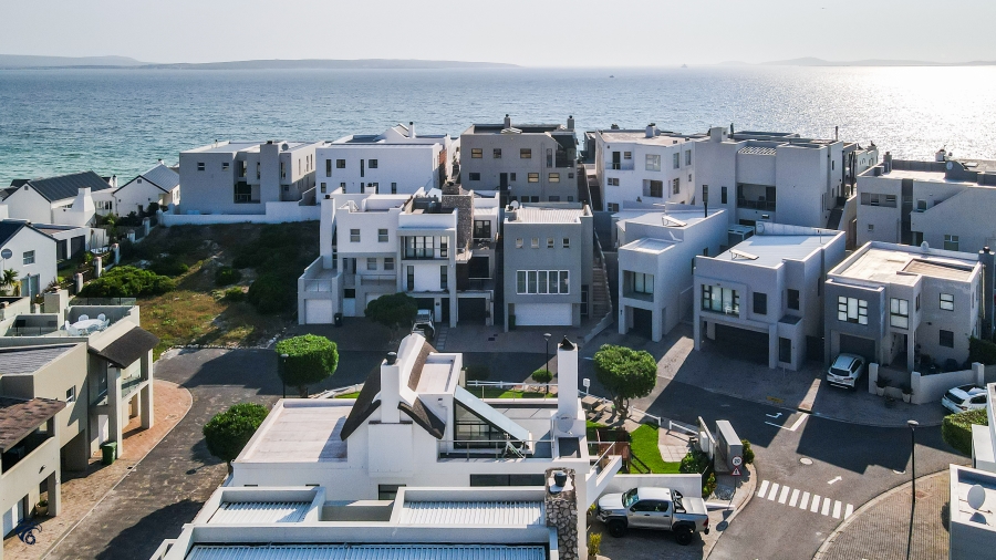 3 Bedroom Property for Sale in Waterfront Western Cape